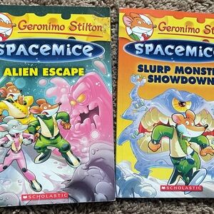 Scholastic Geronimo Stilton Spacemice Books - Green and Orange Covers